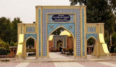 آرامگاه میر سید علی همدانی؛ معرفی آرامگاه و شعر معروف جد امام خمینی در تاجیکستان