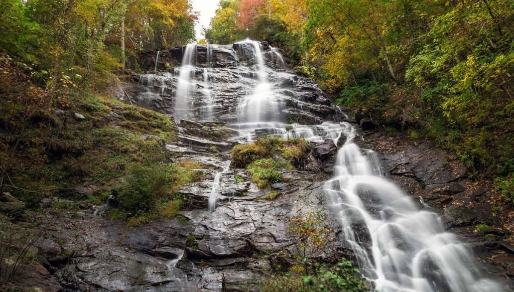 آبشارهای معروف گرجستان را بشناسید ! خروش آب از دل طبیعت گرجستان